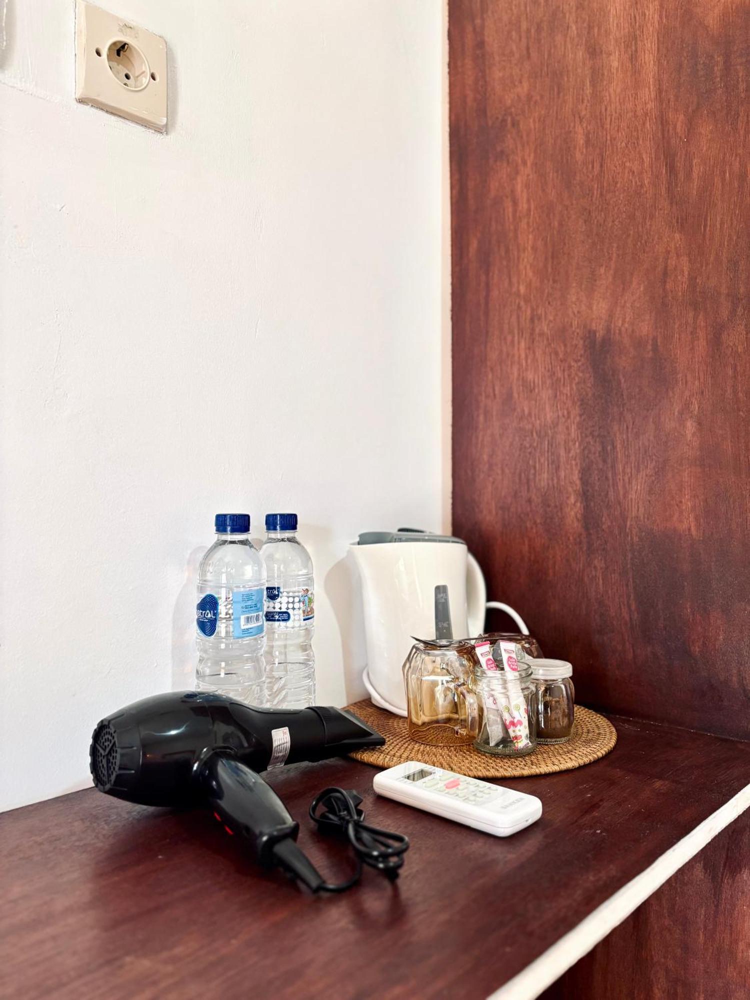 Anjani Larva Cottage - Homestay And Eatery Сенару Екстериор снимка